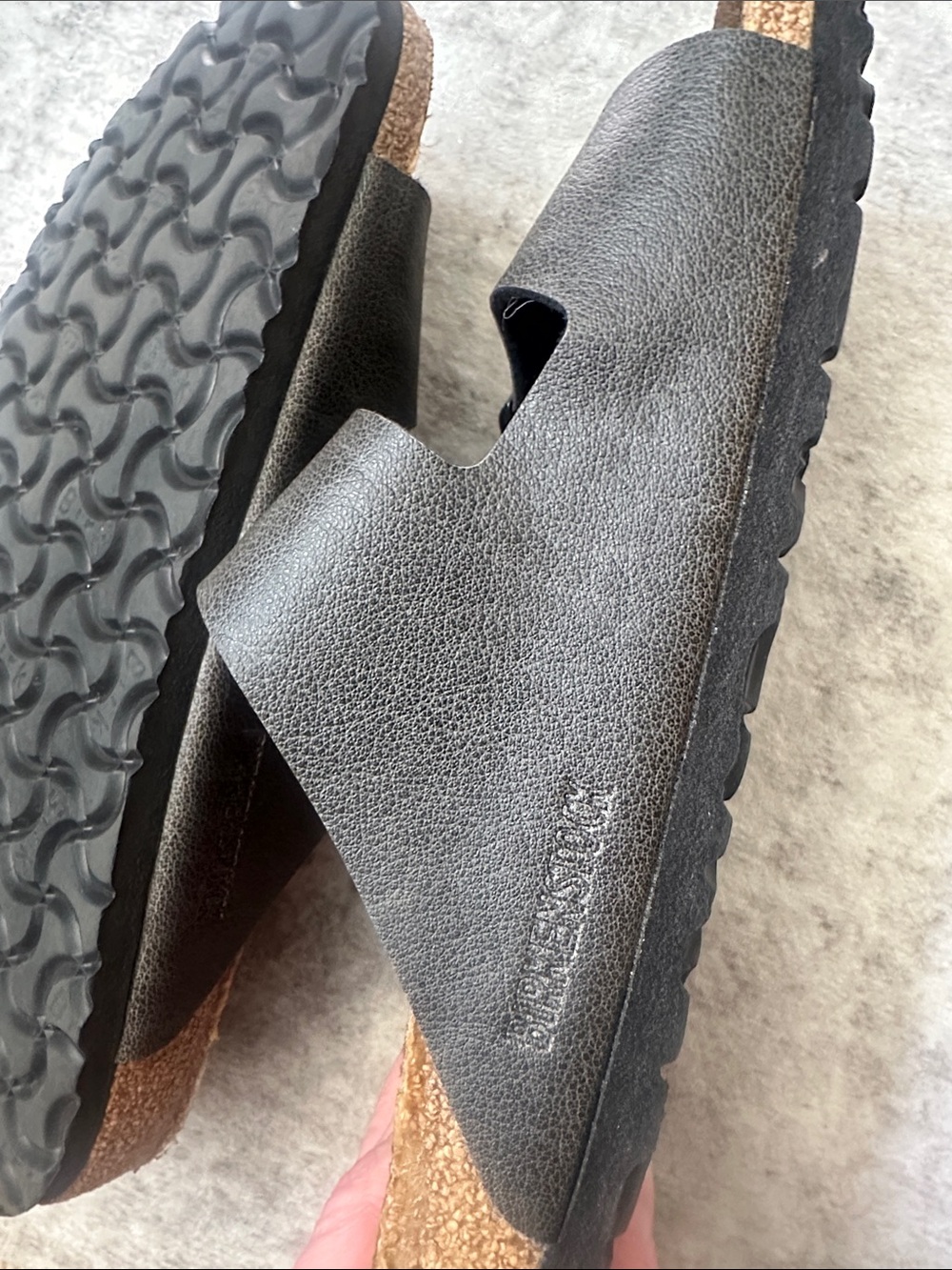 Like new Birkenstock Arizona Double-Strap Sandals - Picture 5 of 6